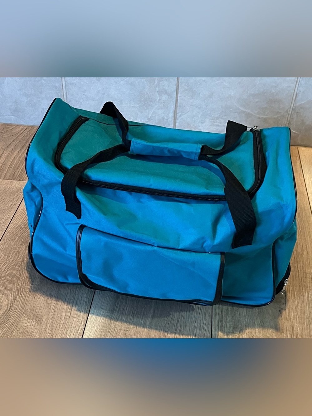 Teal Blueu Large Duffle Bag with wheels